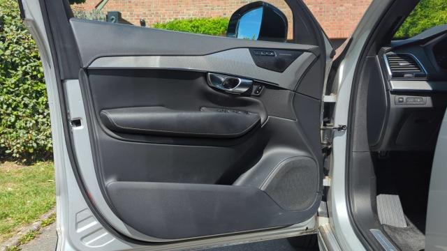 Volvo Xc90 image 9