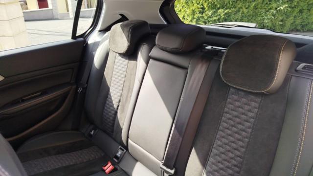 Peugeot 308 image 8