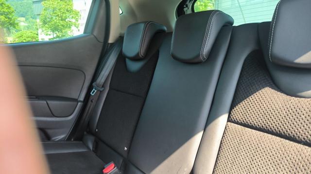 Renault Clio image 9