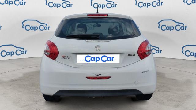 Peugeot 208 image 8