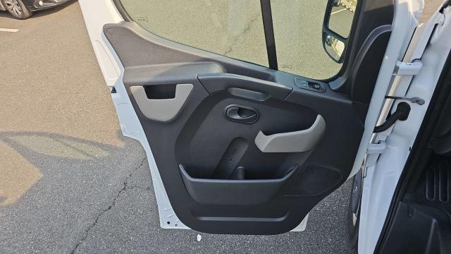 Renault Master image 6