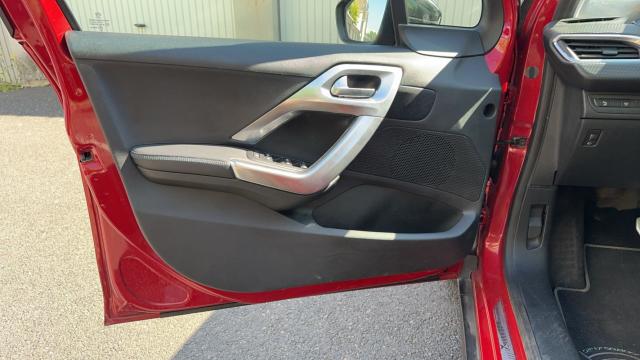 Peugeot 2008 image 3