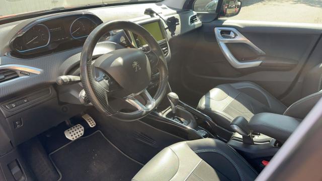 Peugeot 2008 image 4