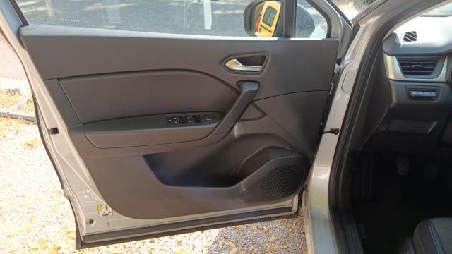 Renault Captur image 7