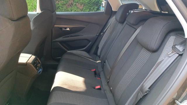 Peugeot 3008 image 1