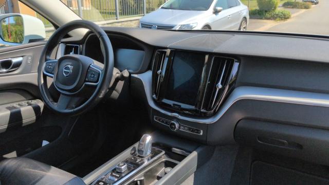 Volvo Xc60 image 1
