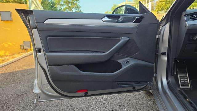 Volkswagen Arteon image 6