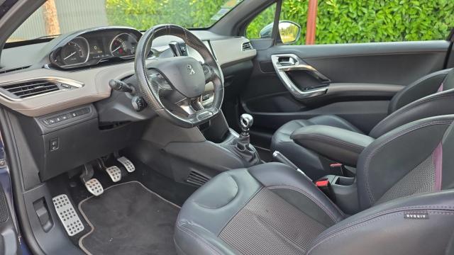 Peugeot 208 image 4