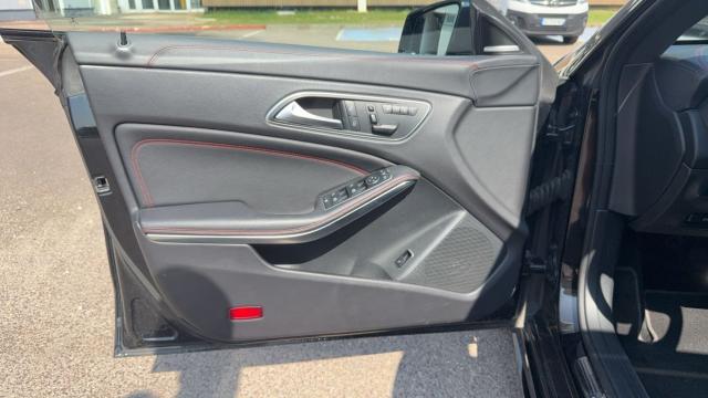 Mercedes Benz Cla Shooting Brake image 8
