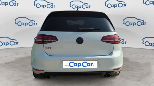 Volkswagen Golf image 9