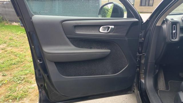 Volvo Xc40 image 6