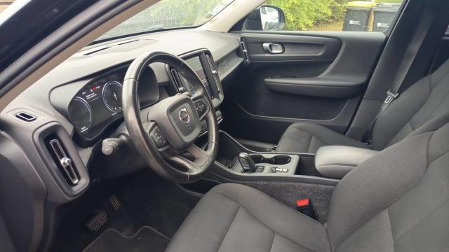 Volvo Xc40 image 2