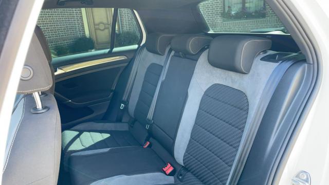 Volkswagen Golf image 4