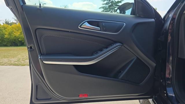 Mercedes Benz Classe Gla image 8