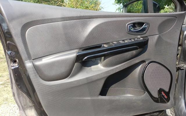 Renault Clio image 8