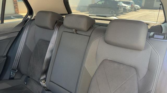 Volkswagen Golf image 2
