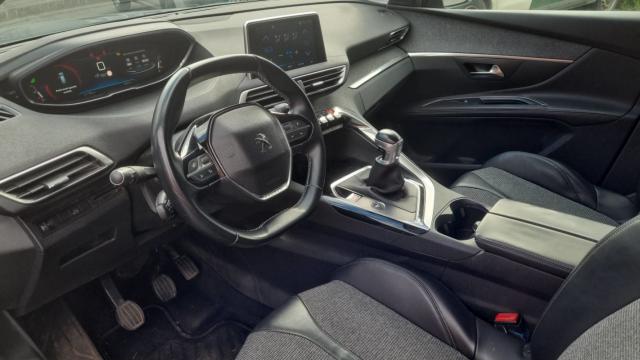 Peugeot 5008 image 5