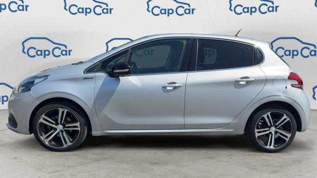Peugeot 208 image 8