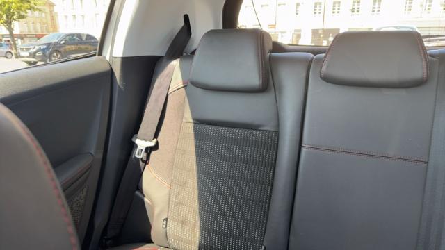 Peugeot 208 image 7