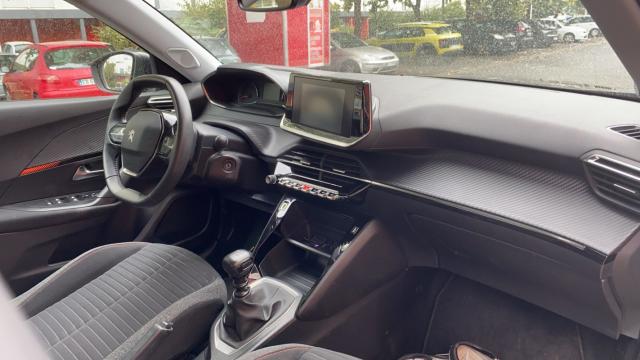 Peugeot 2008 image 5