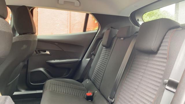 Peugeot 2008 image 2