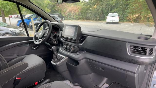 Renault Trafic image 6
