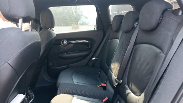 Mini Clubman image 2