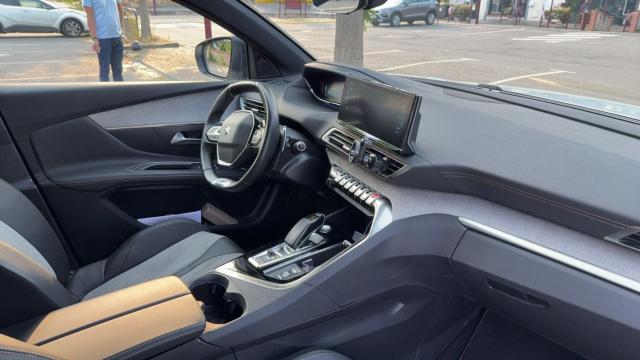 Peugeot 3008 image 1