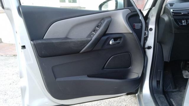 Citroen C4 Picasso image 8