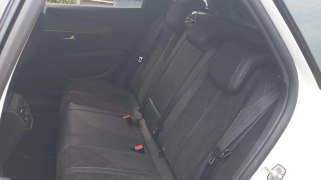 Peugeot 3008 image 4