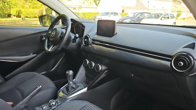 Mazda 2 image 5