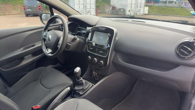 Renault Clio Estate image 3