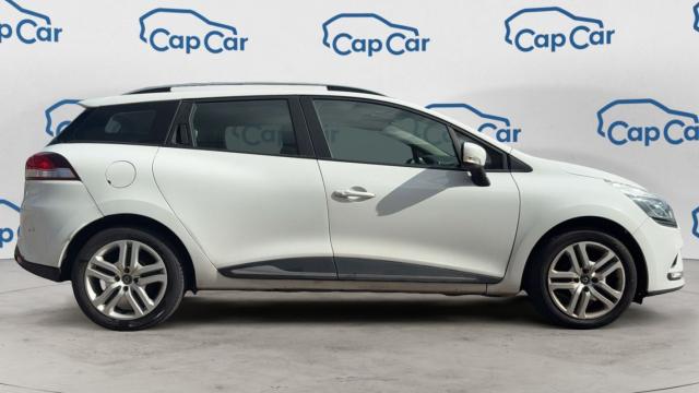 Renault Clio Estate image 2