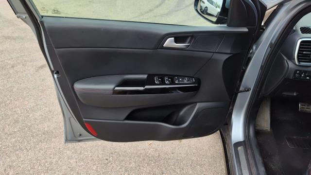 Kia Sportage image 9