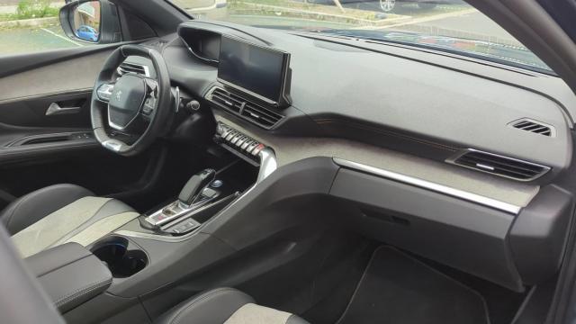 Peugeot 3008 image 3