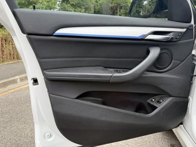Bmw X1 image 8