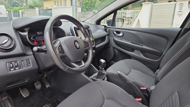 Renault Clio Estate image 6