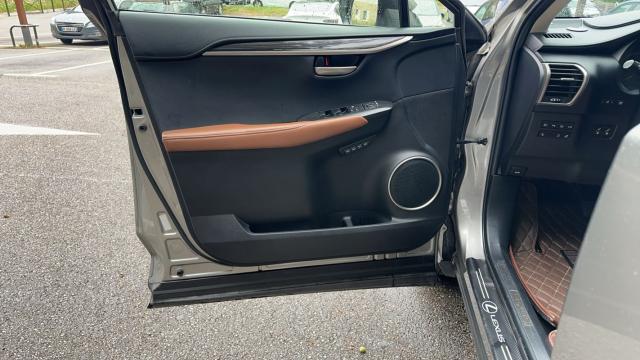 Lexus Nx image 9