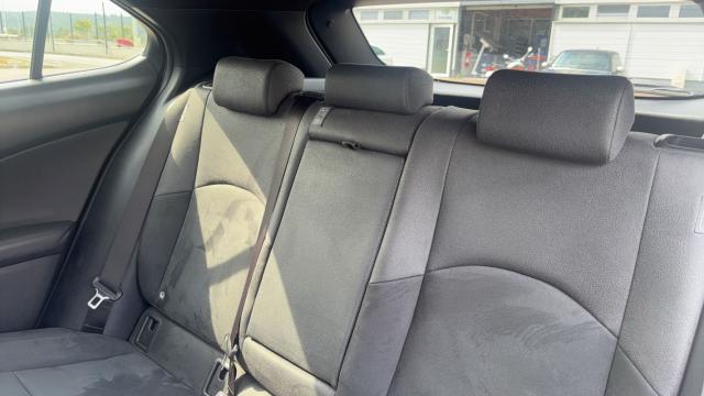 Lexus Ux image 6