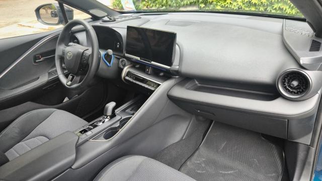 Toyota C-Hr image 9