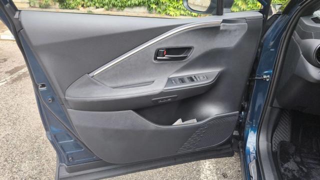 Toyota C-Hr image 7