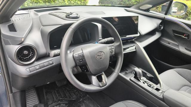 Toyota C-Hr image 1