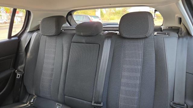 Peugeot 308 image 8