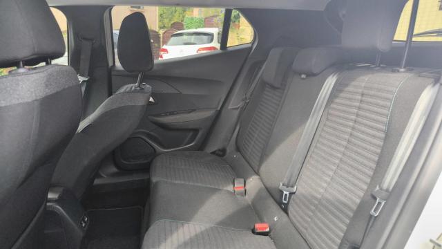 Peugeot 2008 image 8