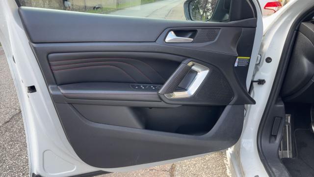 Peugeot 308 image 3