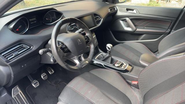 Peugeot 308 image 1