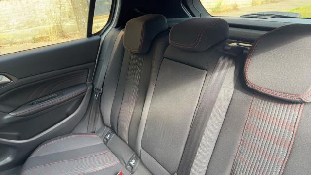 Peugeot 308 image 8