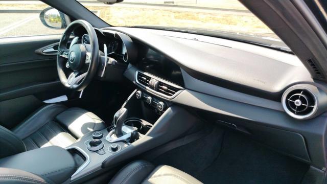 Alfa Romeo Giulia image 9