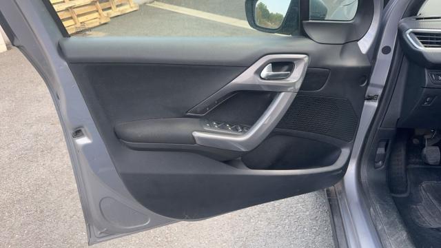 Peugeot 2008 image 1