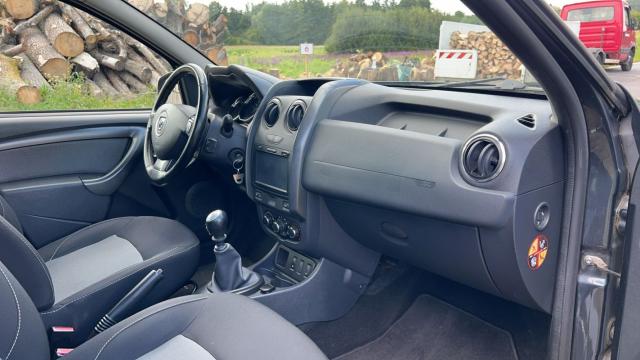 Dacia Duster image 8